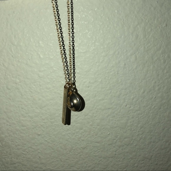 Necklace - Picture 2 of 3